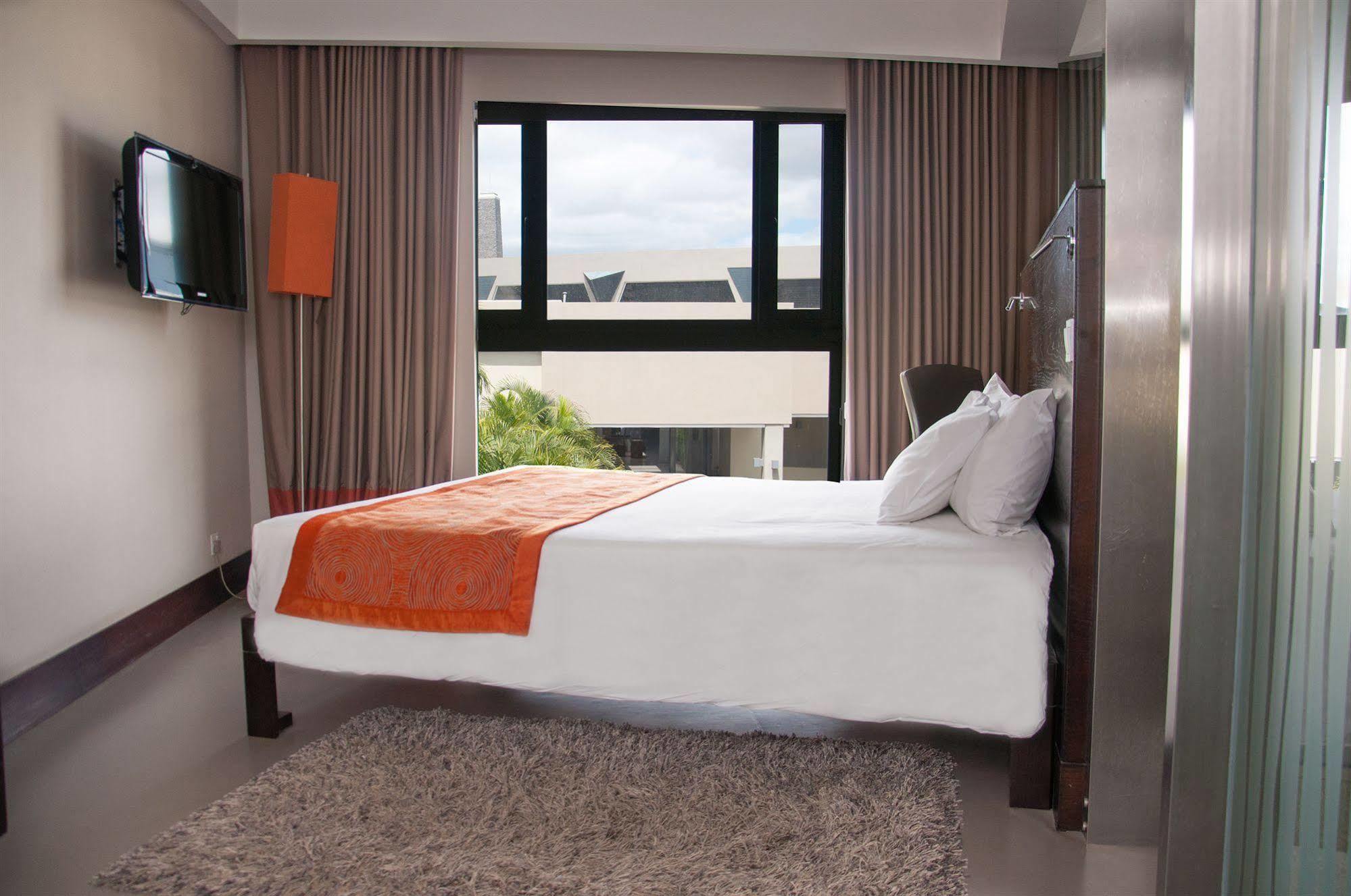 วัวลา บากัตเตล โฮเต็ล Hotel Moka ภายนอก รูปภาพ